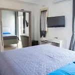 A & G Relax Rooms